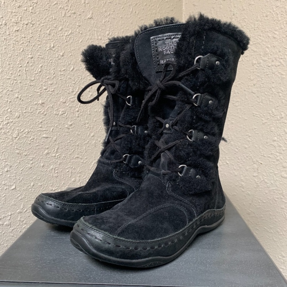 The north face insulated winter boots - Picture 1 of 7
